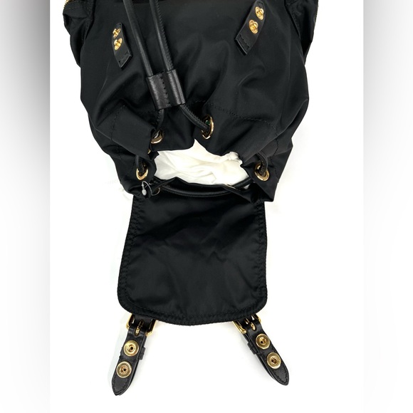 Burberry Crossbody Rucksack Black Nylon Logo Backpack - Picture 13 of 16